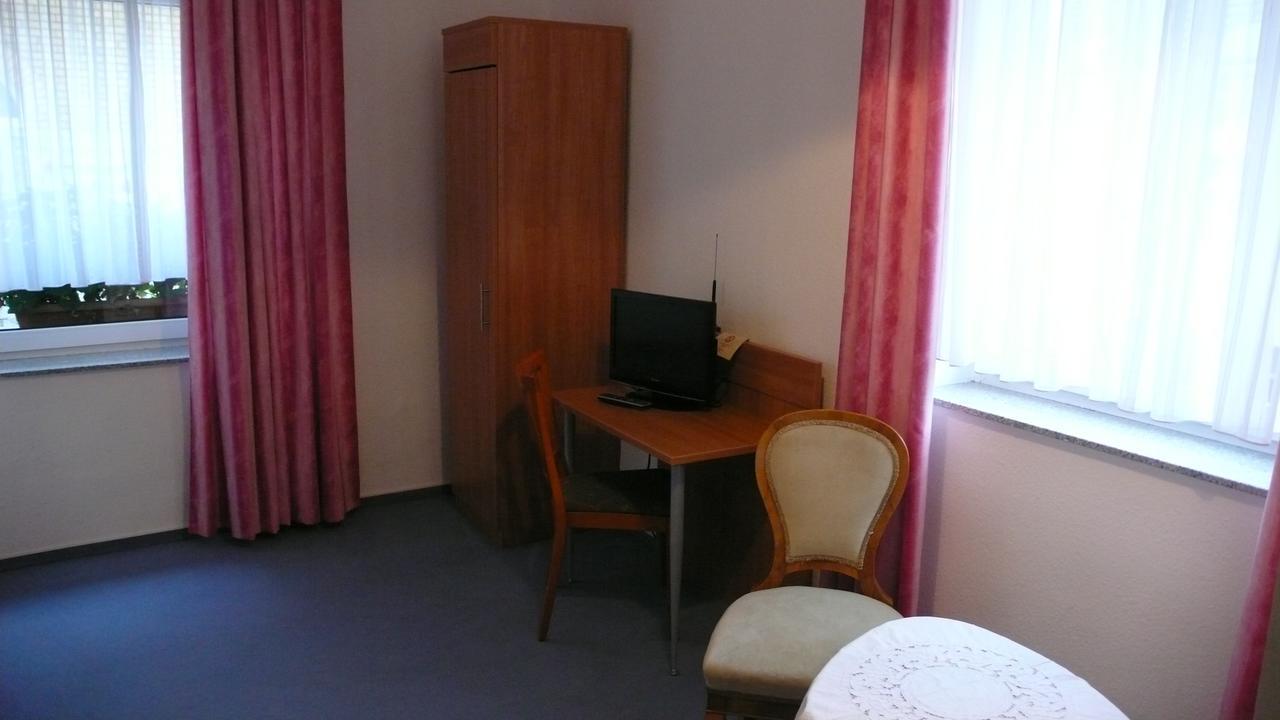 Storyhotel Bergischer Hof Konigswinter Chambre photo